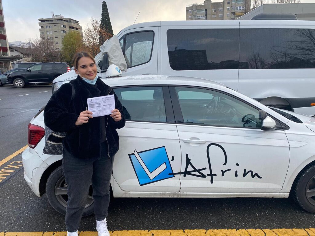 Un permis de conduire réussi à Sion avec l'auto école L'Afrim